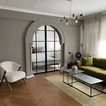 Stunning 1Bd Flat With 50M2 Terrace In The City Center